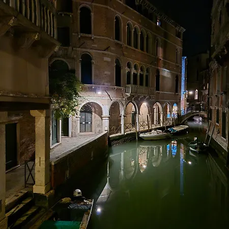 Ca' Di Luna Pensjonat *