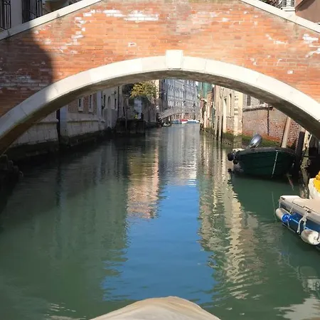 Maison d'hôtes Ca' Di Luna Venise